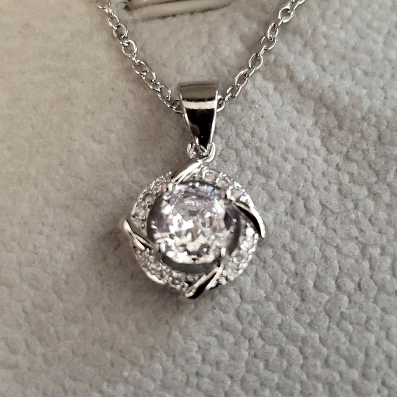 La Raffine S925 Silver Windmill  White Cubic Zirconia Necklace - Picture 5 of 8